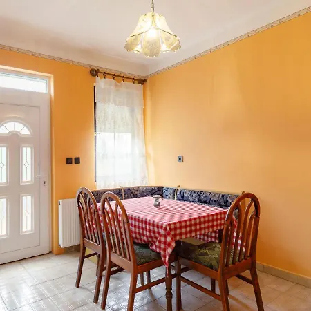 By Interhome Apartmán *