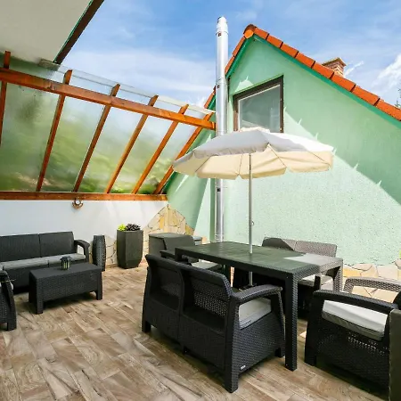By Interhome Apartmán *
