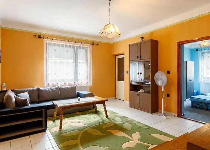 By Interhome バラトンレッレ