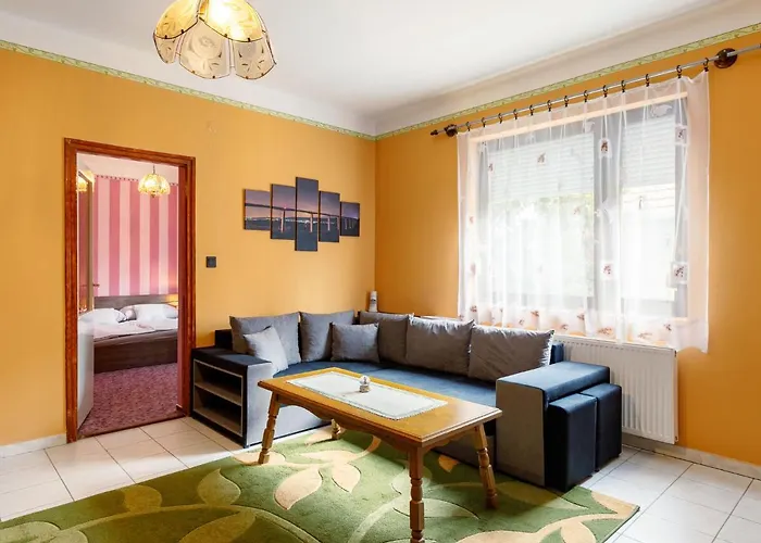 By Interhome