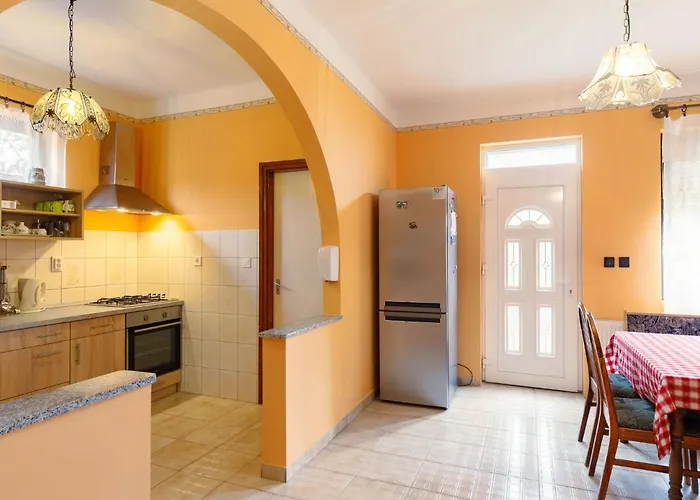 By Interhome アパート バラトンレッレ