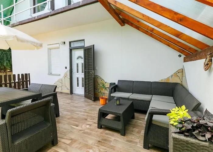 By Interhome